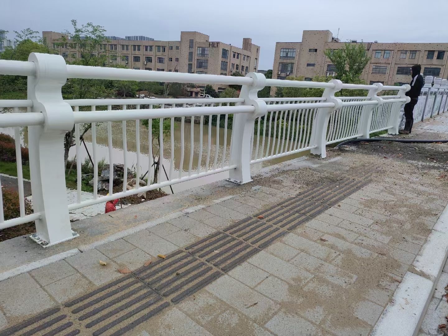 防撞護欄